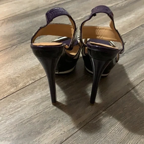 Heels - Picture 3 of 6